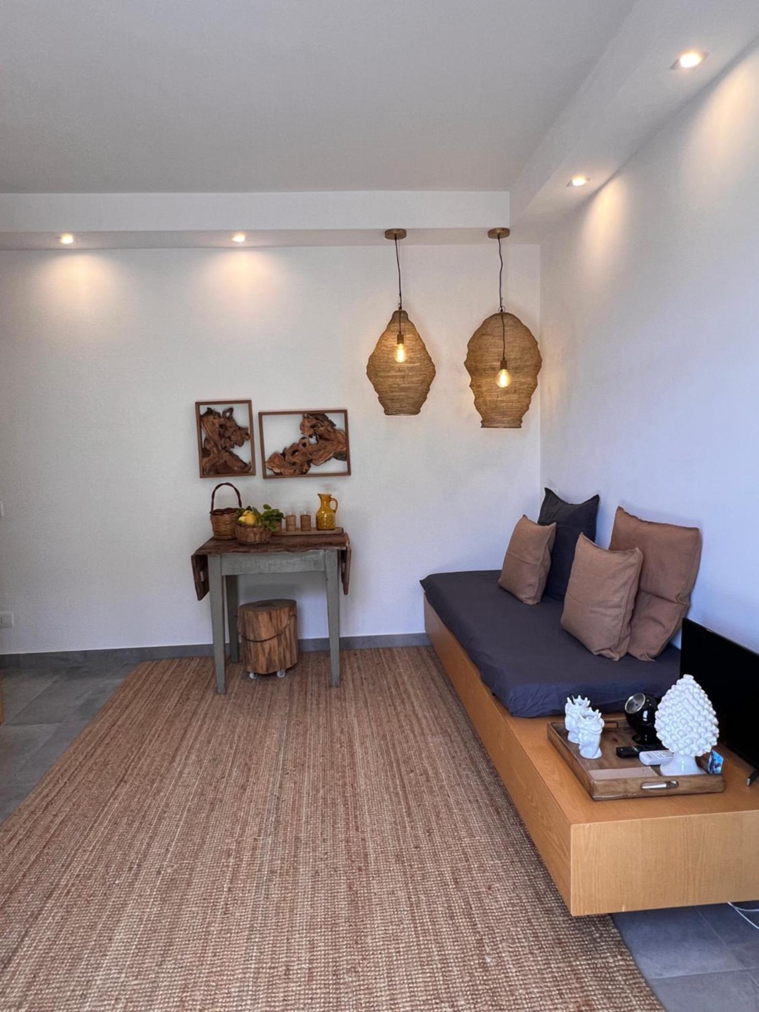 Villa Santareddi كاستيلوزو المظهر الخارجي الصورة